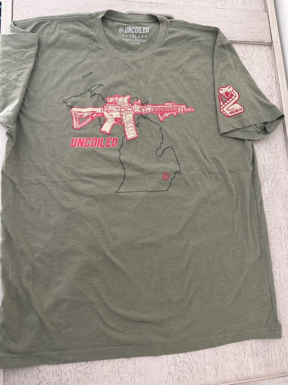 Men’s Short Sleeve T-Shirt in Olive Green